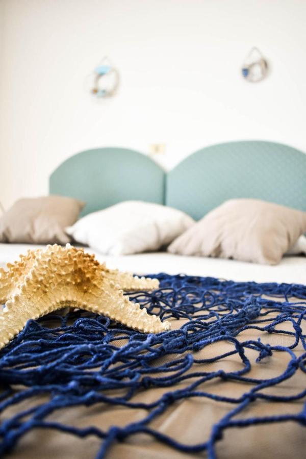 Embassy Hotel 3*