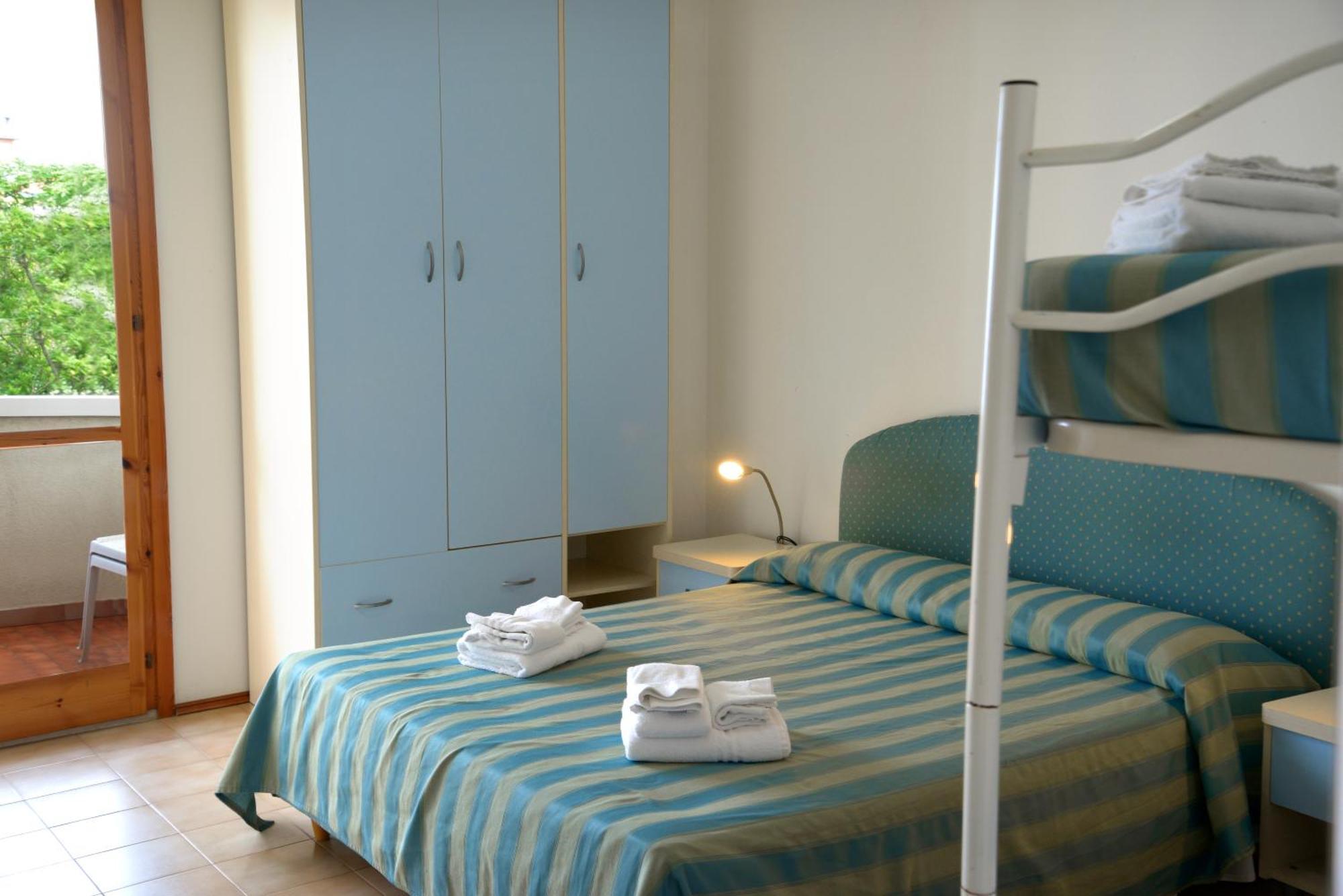 Hotel Embassy 3*
